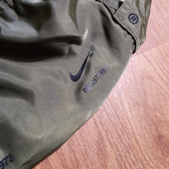 Nike Sportswear Big Swoosh Reversible Bomber Jacket Therma-FIT DD6055-326 - Picture 6 of 16